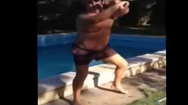 LMFAO sexy and i know it CARLOS POZA смотреть онлайн