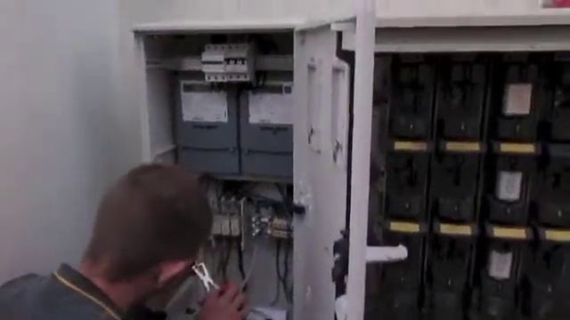 Прйевор-1, гидроизоляция площадки, уборка мусора, катодные отводы 14.12.2013