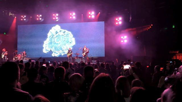 КИНО - Группа крови. Омск 2023. G-Drive арена смотреть онлайн