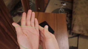 ПРОСТОЙ ФОКУС С КАНЦЕЛЯРСКОЙ РЕЗИНКОЙ И ТЕЛЕФОНОМ ЗРИТЕЛЯ ОБУЧЕНИЕ