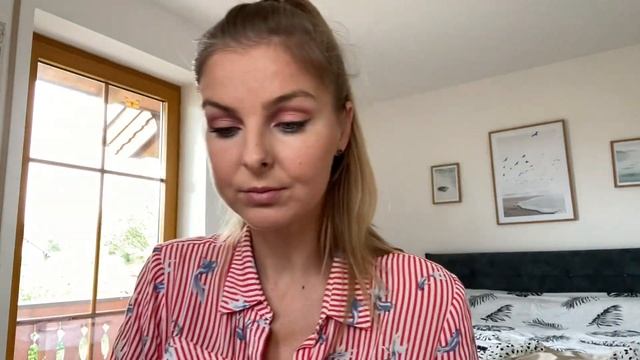 Вечерний Трендовый макияж 2022. Trend-Make-up für den Abend 2022 смотреть онлайн