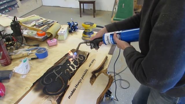 Routered Faith Sign смотреть онлайн