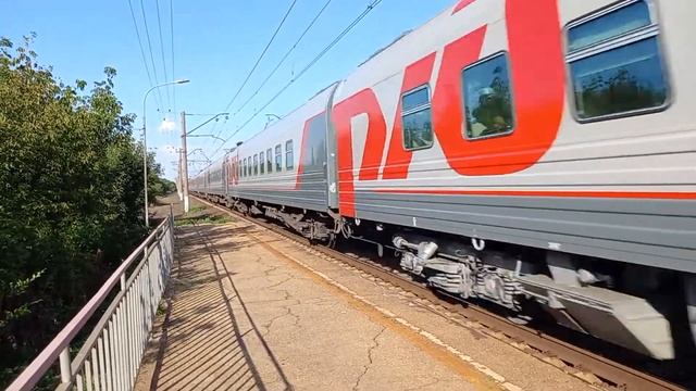 Электровоз ЭП2К-420 с фирменным поездом «Южный Урал» смотреть онлайн
