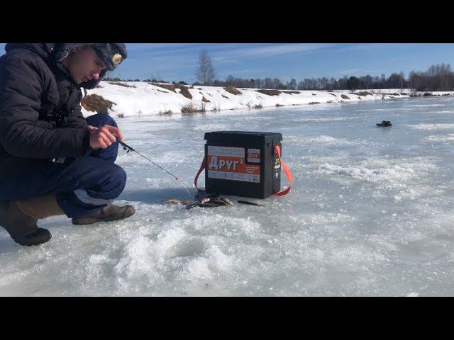 Рыбалка в МАРТЕ на ЛЬДУ / Рыба КЛЮЁТ на ГЛУБИНЕ / КРУПНАЯ ПЛОТВА на ЧУДО МОРМЫШКУ смотреть онлайн
