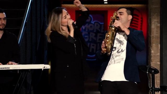Anastasiya Sherin (saxophone Farid Mailov ) - Сердце мое тобой одним живет Yeralti смотреть онлайн