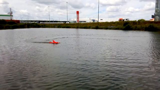 Аэроглиссер,выкос винта до 8 град. смотреть онлайн