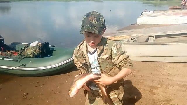 Лещ на 1,7 Вятка Истобенск смотреть онлайн