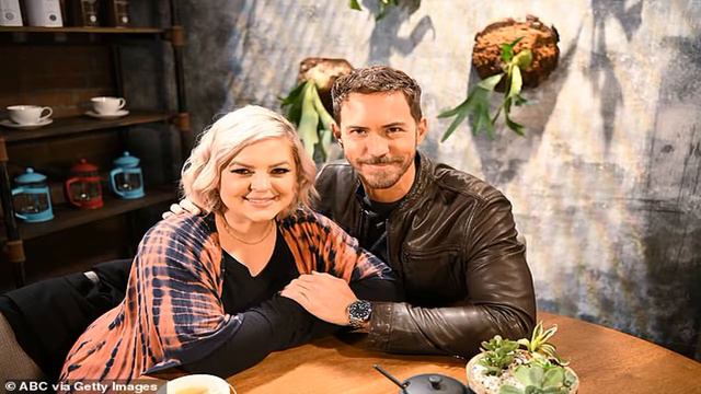 General Hospital star Kirsten Storms shares update after brain surgery to remove cyst смотреть онлайн