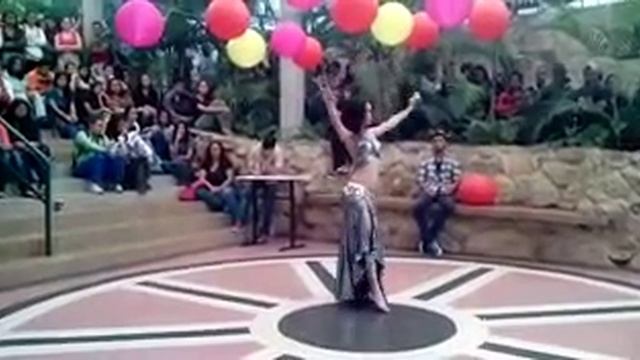 Isis bellydance (Venezuela) en evento UAM te quiero. смотреть онлайн