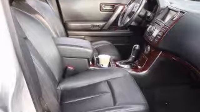 Infiniti FX35.wmv смотреть онлайн