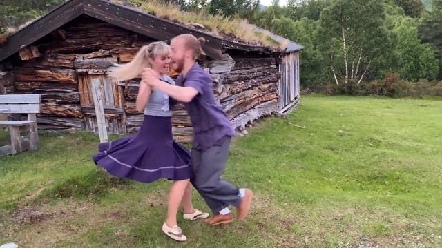 ROCKIN BOOGIE WOOGIE DANCE - Sondre & Tanya смотреть онлайн