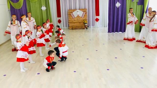 Фестиваль народной культуры "Чувашский танец" смотреть онлайн