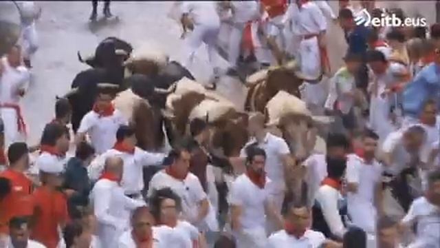 Праздник Св.Фермина.Памплона.7 июля. смотреть онлайн