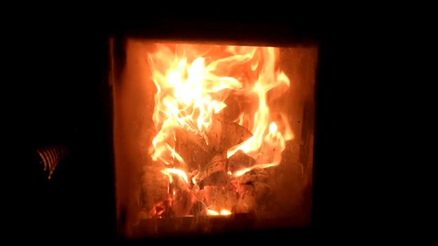 Raisa R1BIG & OH7BG/Finnish Sauna: Secret Telling & Snow Cooling At -22 C/-7.5 F