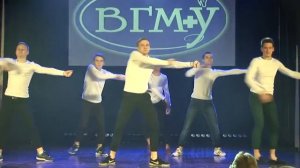 Крутой танец парней