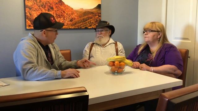 Interview With Steve & Rene Manning Sign Carvers From Alaska смотреть онлайн
