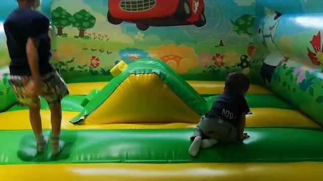Pororo Park Singapore | Pororo The Little Penguin | Indoor Playground | Theme Park Singapore смотреть онлайн