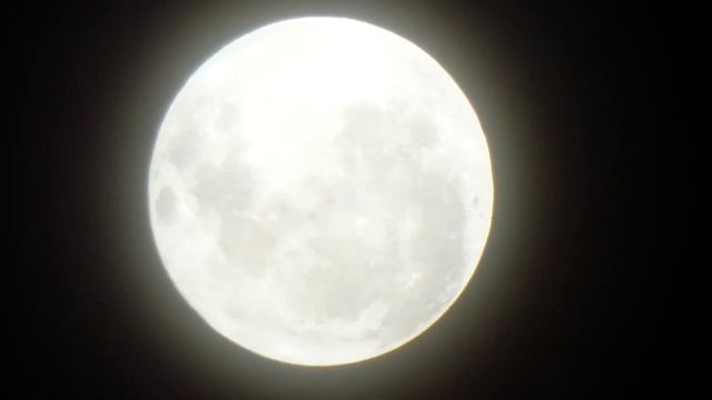 Moon - Brought to you by the Samsung HMX-H300 смотреть онлайн