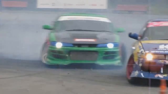 █ Дрифт. Drift. ТОП 8 Дубовик-Фёдоров, 1 и 2-й заезд. Часть 1 (машины, соревнования). смотреть онлайн