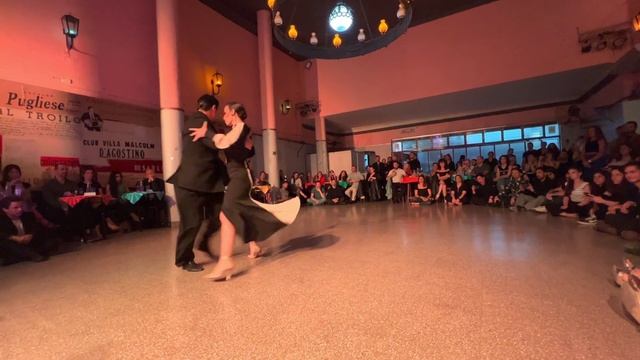 Juan Malizia y Manuela Rossi - Fuimos. Milonga el Motivo смотреть онлайн
