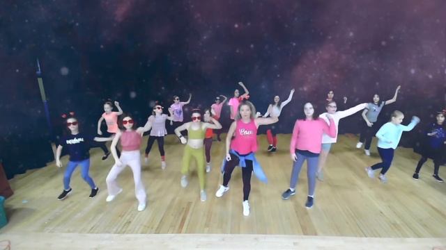 "Everybody Get Up" by Yes Yes No Maybe. Zumba Kids, Choreo by MelaniezFit. #zumba #yesyesnomaybe смотреть онлайн