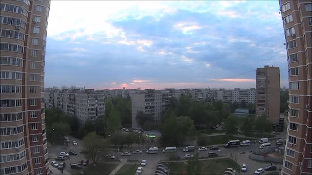 Закат в городе | Расслабляющее видео. смотреть онлайн