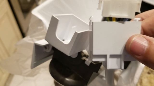 How to Install Ice Maker Box Whirlpool, Frigidaire Refrigerators смотреть онлайн
