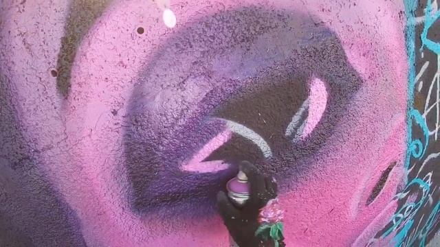 Pink & Blue Graffiti Portrait In Dubai - Stainz