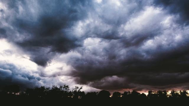 Уборщица помогла шефу заключить выгодную сделку Истории из жизни смотреть онлайн