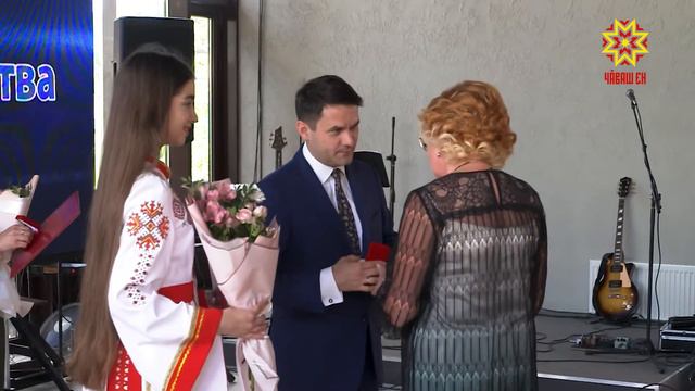 В Чебоксарах чествовали успешных представителей бизнес сообщества смотреть онлайн
