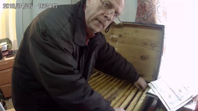 Пчеловодство. Надёжное хранение медовых рамок. смотреть онлайн