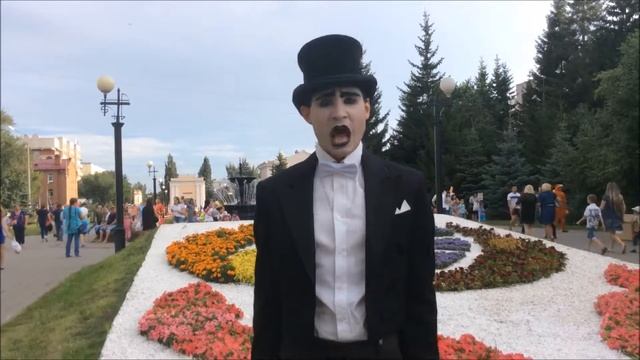 А. Вертинский на дне города Омска. Ренат Шавалиев смотреть онлайн