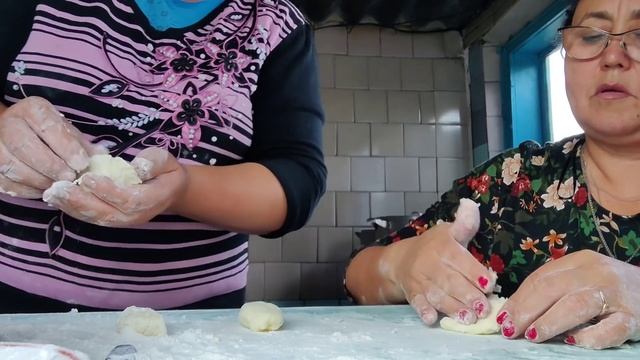 Украинское село?Готовим манники?Пробуем хлеб смотреть онлайн