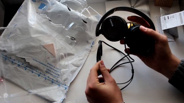 Обзор распаковка наушников Sony MDR-ZX310 смотреть онлайн