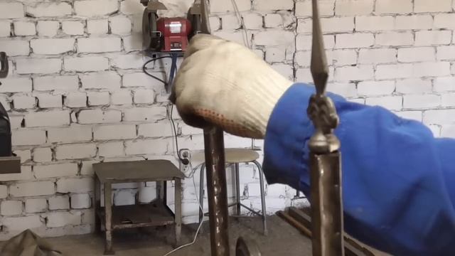 САМОДЕЛКА ДОМОЙ И НА ДАЧУ! ПРОСЯТ ПРОДАТЬ ЕЩЕ ДВЕ! из профтрубы. ХОЛОДНАЯ КОВКА! СВОИМИ РУКАМИ! смотреть онлайн