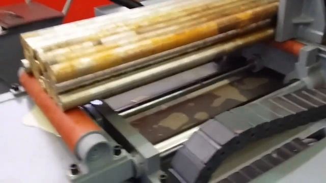 Iron CutCH 330HA Автоматический ленточнопильный станок по металлу смотреть онлайн