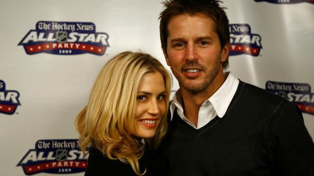 Mike Modano Raps! смотреть онлайн