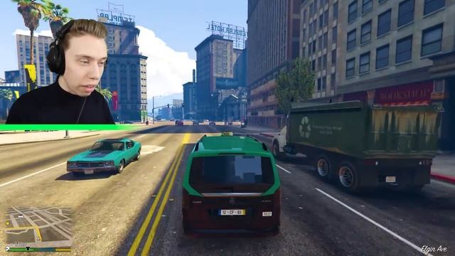 UPGRADEN Naar SNELSTE TAXI In GTA 5! смотреть онлайн
