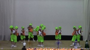 "Пряничные гномики", танцует хореографический коллектив "Радуга"