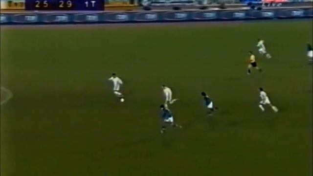 Zidane vs Italia (1998.12.16) French Commentary / Italia 1998 vs World Stars смотреть онлайн