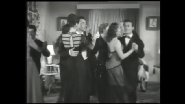 Tin Tan Baila El Sofa "¿Bailamos madre?" смотреть онлайн
