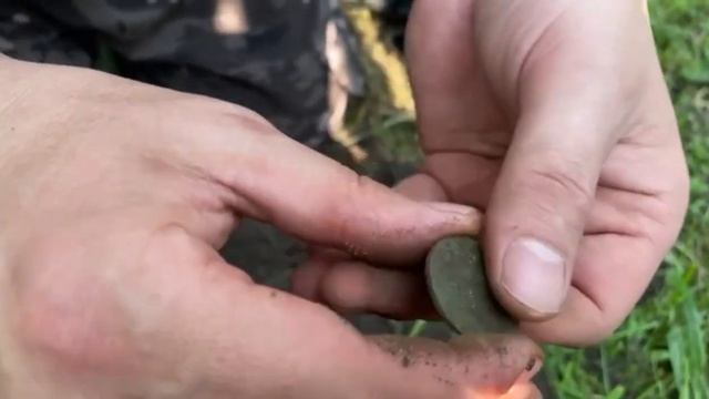 Поиск монет в деревне смотреть онлайн