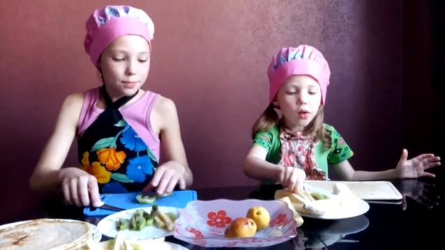 СЛАДКИЕ РОЛЛЫ#видео рецепт#Вкусный десерт смотреть онлайн