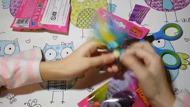 Открываем пакетики от хасбро с троллями /unpacking  Blind Bag Trolls By Hasbro