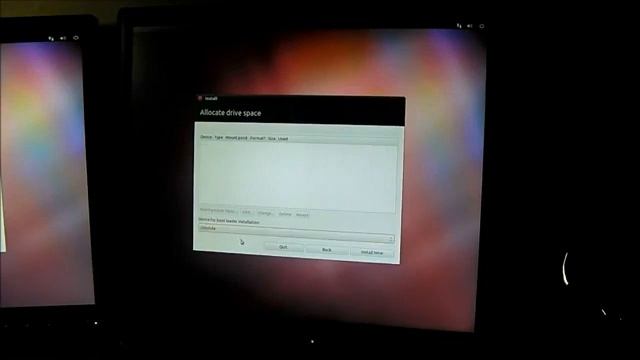 Ubuntu Linux 11.04 No Root File System Defined - YouTube.flv смотреть онлайн