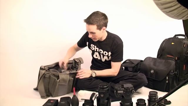 What's in my Camera Bag - Think Tank Retrospective 30 смотреть онлайн
