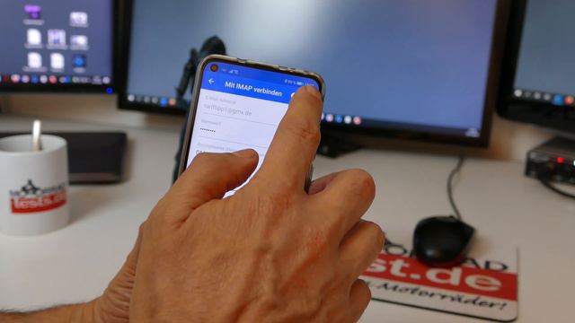 E-Mail Adresse in Outlook auf dem Handy einrichten | So einfach geht das смотреть онлайн
