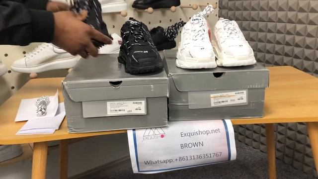 Vrai et faux balenciaga triple s allover logo смотреть онлайн