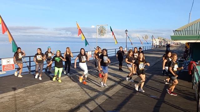QUE RICO FUERA | Ricky Martin Paloma Mami | Dance Fitness Workout | KDF crew смотреть онлайн