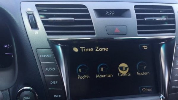 How to set the clock on a 2007 Lexus LS460 Sedan